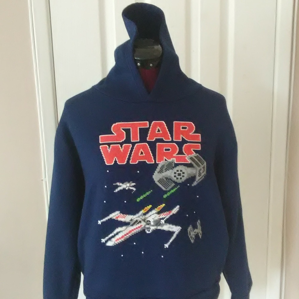 10/12 blue Star Wars pullover hoodie w/spaceships